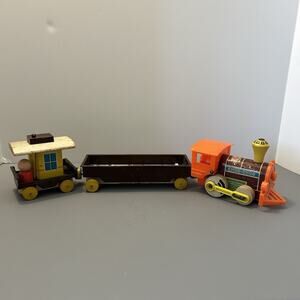 Fisher Price Magnetic Chug-Chug Train Wooden Train 1964 Engine Car Caboose READ